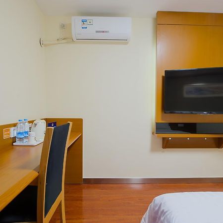 7Days Premium Chongqin Jiangbei International Airport Hub Station Hotel Чунцин Екстериор снимка